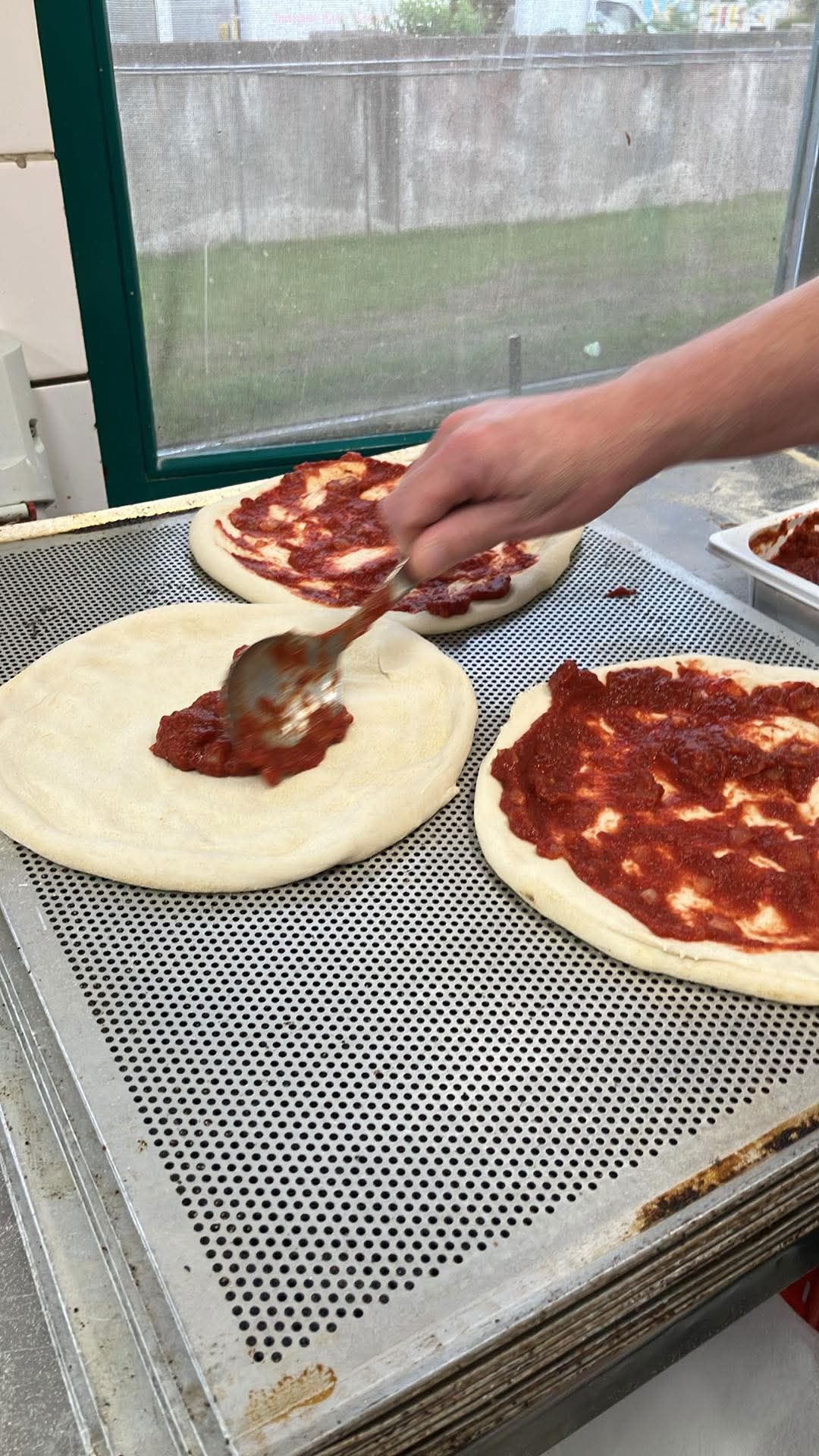 forbagte pizzabunde