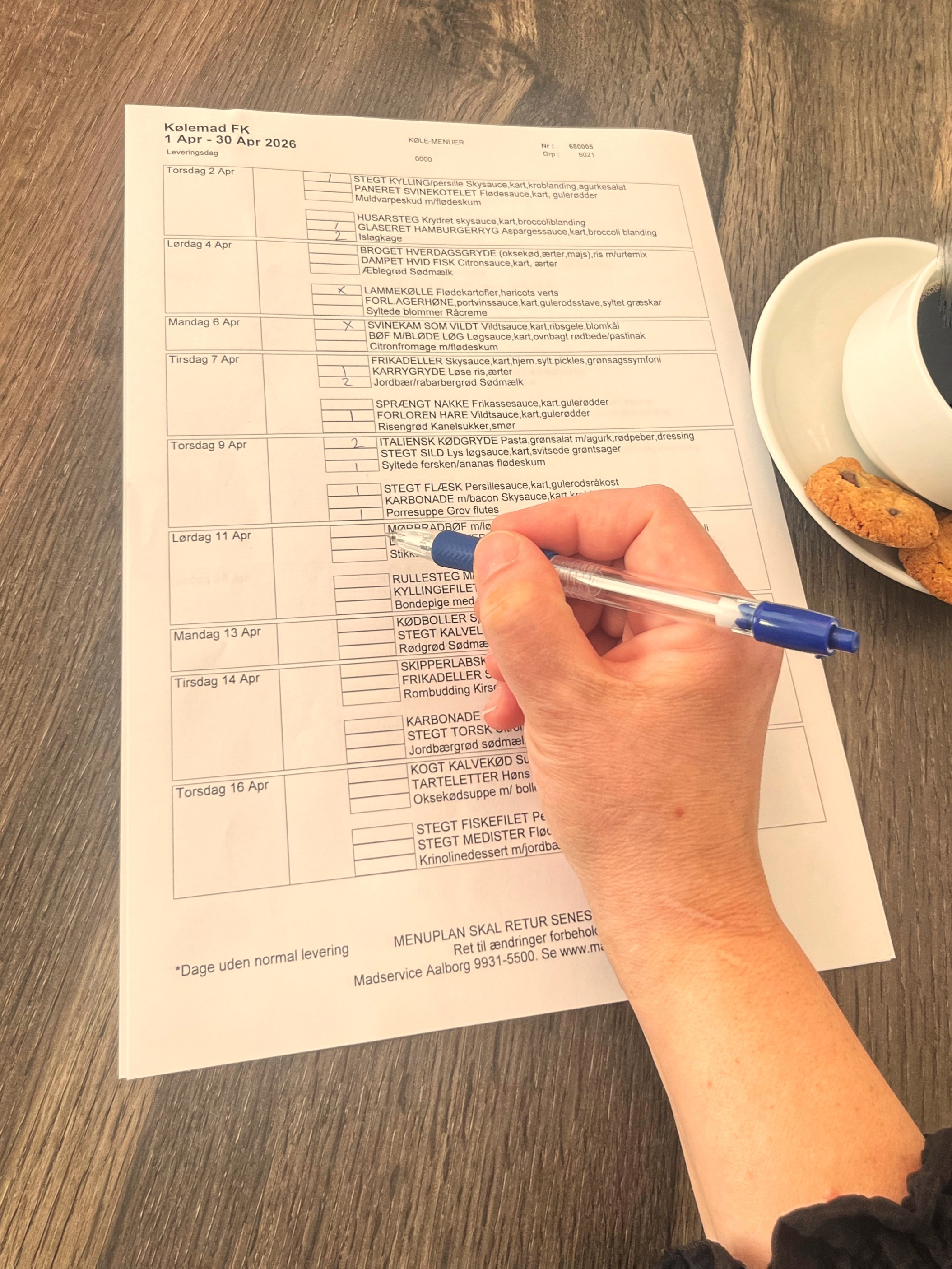 Bestilling af madservice på papir